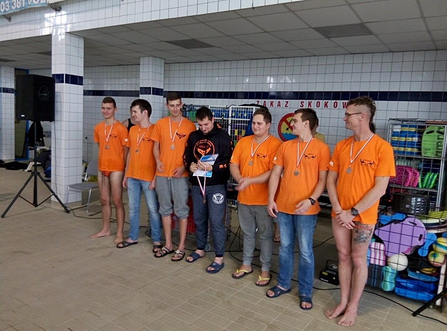 Hokej pod wodą Walenie 2015-2016